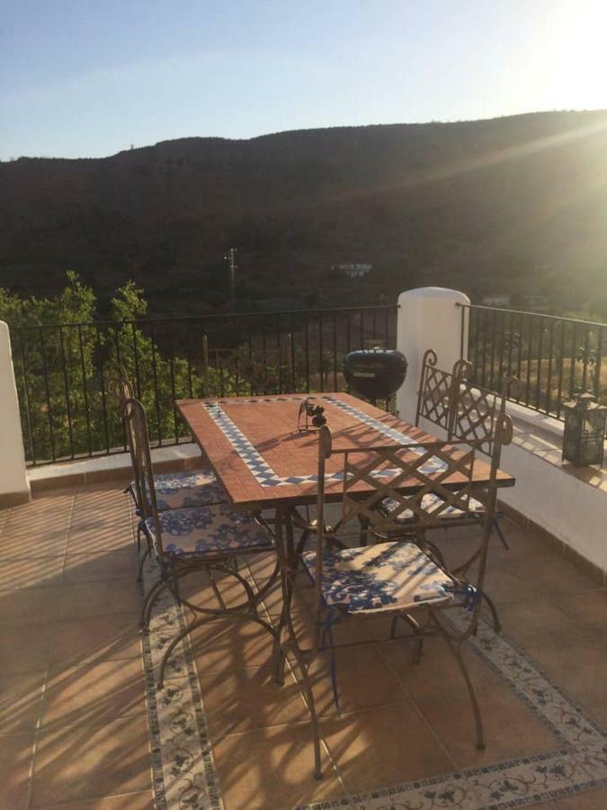Villa Ugijar מראה חיצוני תמונה